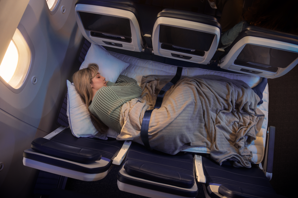 United Airlines Relax Row will enable economy passengers to lie flat