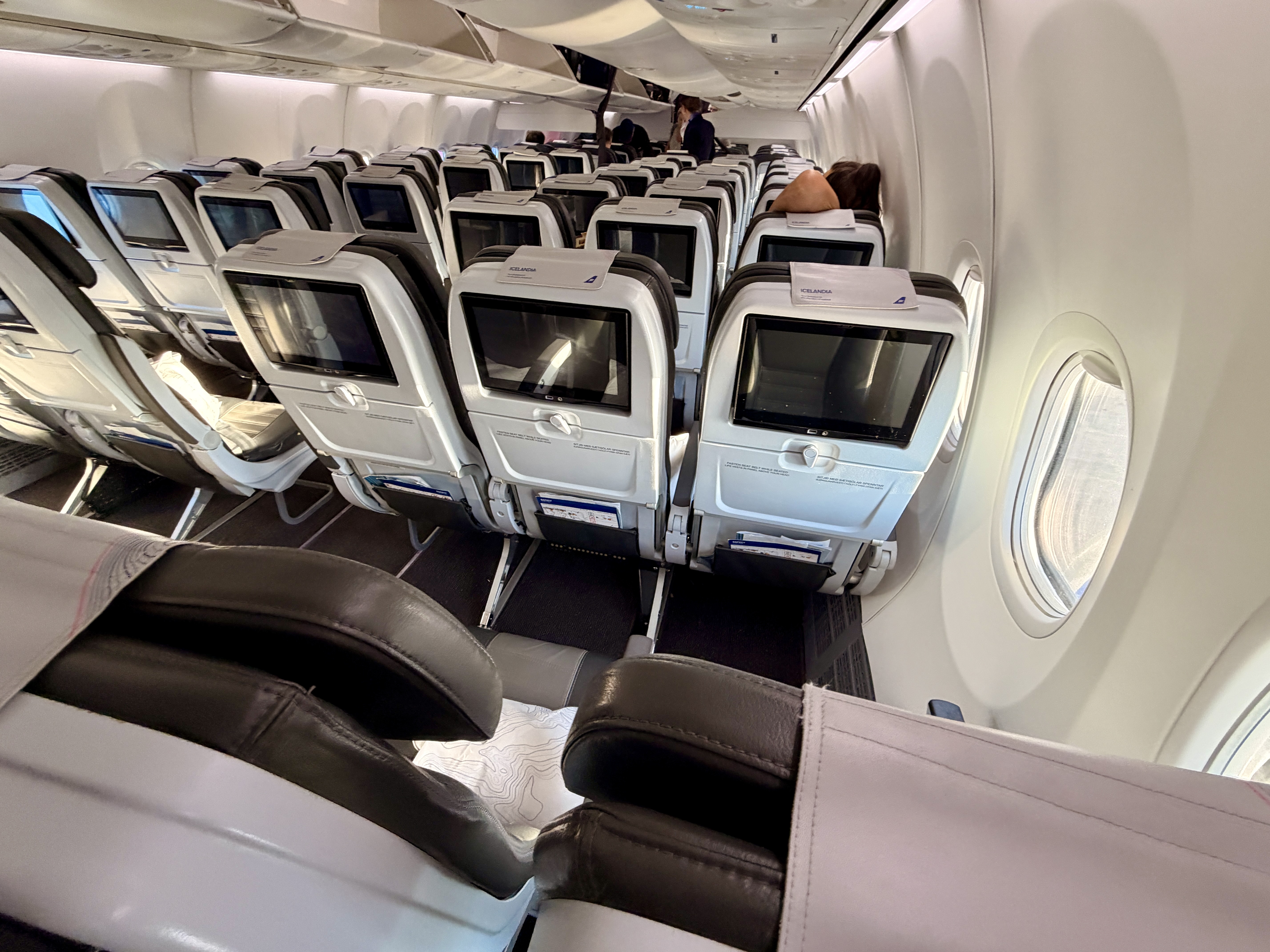 Icelandair's unremarkable trans-atlantic 737 MAX | Airline Ratings